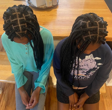 KNOTLESS BRAIDS/BOX BRAIDS